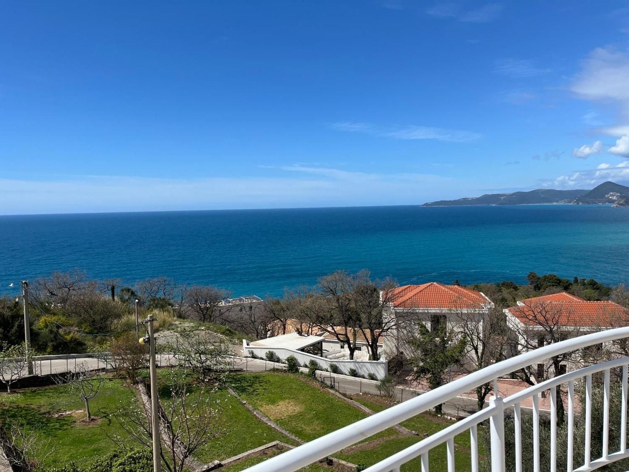 Vila Natalia Петровац Экстерьер фото